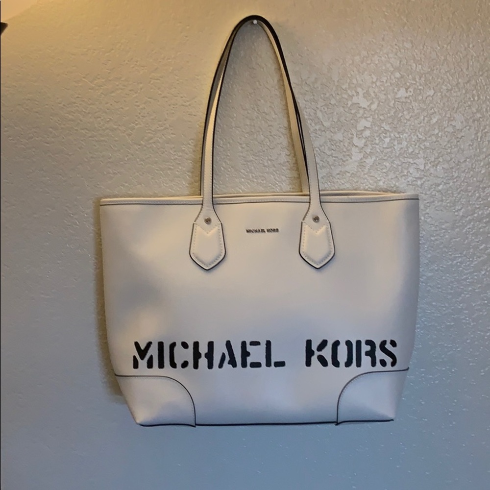 Michael Kors Large Leather Tote